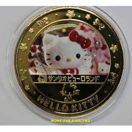 2026- HELLO KITTY - COLOR - MEDALLA - DORADA